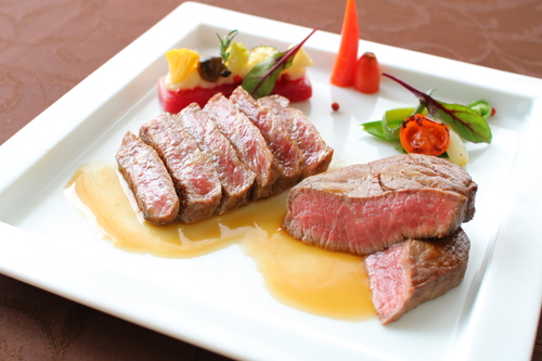 【ブランド牛の共宴】三重県が誇るブランド牛「伊賀牛」「松阪牛」食べ比べ宿泊プラン