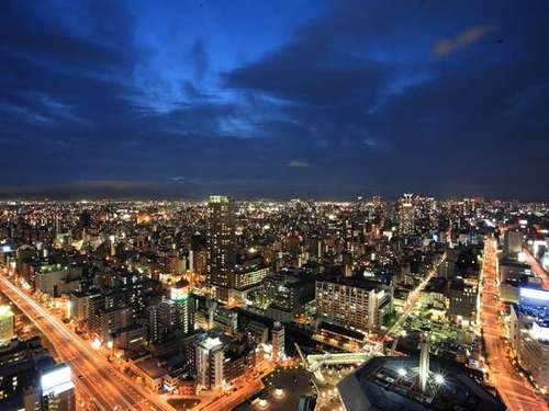 ☆ホテルからは大阪市街を一望できます。