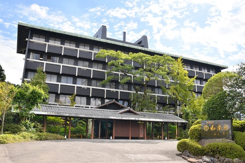 ホテル全景