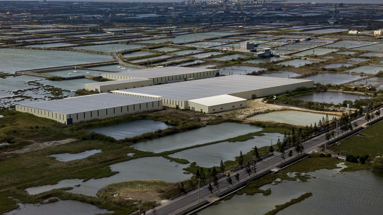 Re: [新聞] 千億大廠「退出台灣」！關廠全停產了　