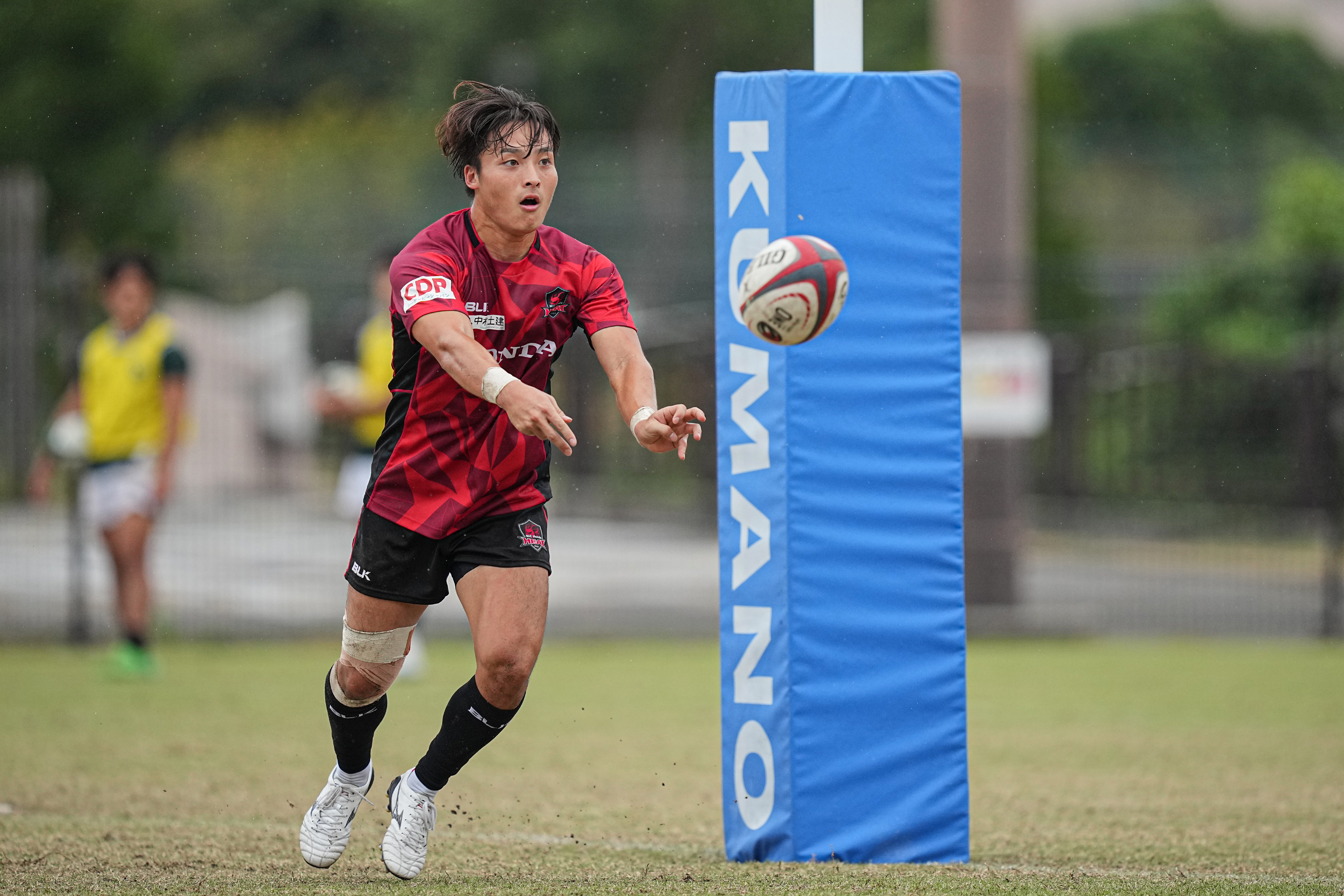 約1年ぶりとなった“15人制”の復帰戦。勇敢さを胸に、二刀流のシーズン
