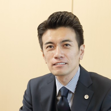 理崎 智英