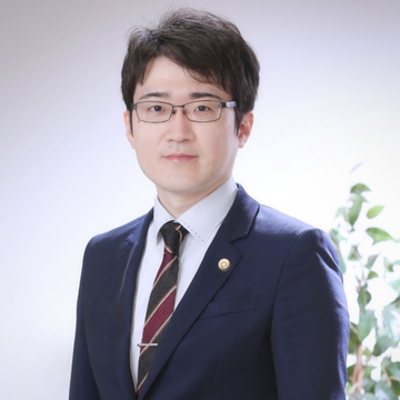 鹿室 辰義