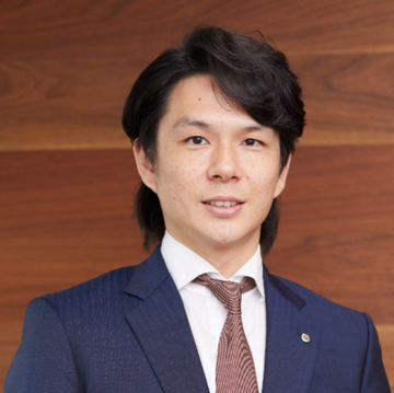 成田 翼