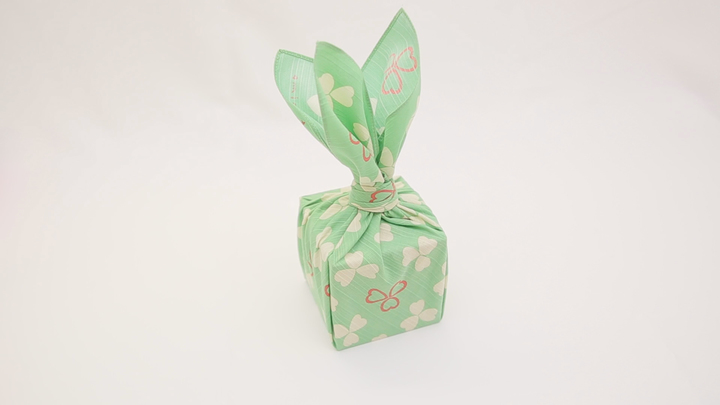 プレゼントの包み方のコツ 簡単でもおしゃれなおすすめまとめ 紙 布 箱