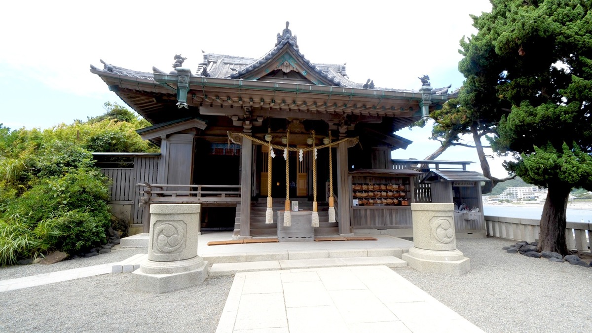 葉山郷総鎮守 森戸大明神