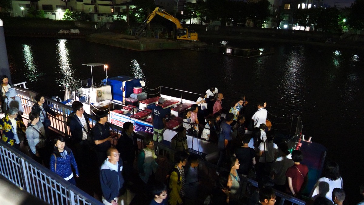 川崎工場夜景運河探検クルーズ/はとバス