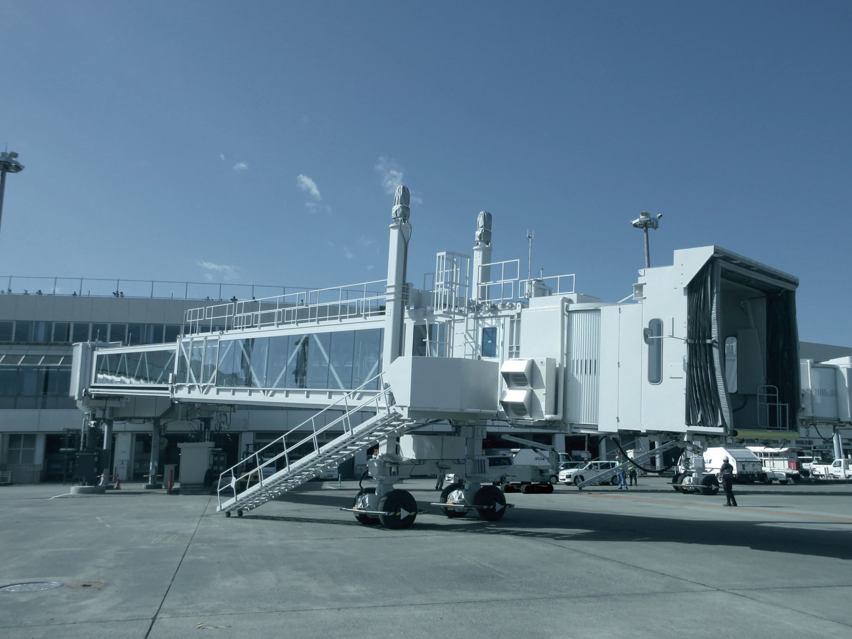 ホームドア設置による鉄道のバリアフリー化推進と心のバリアフリー推進