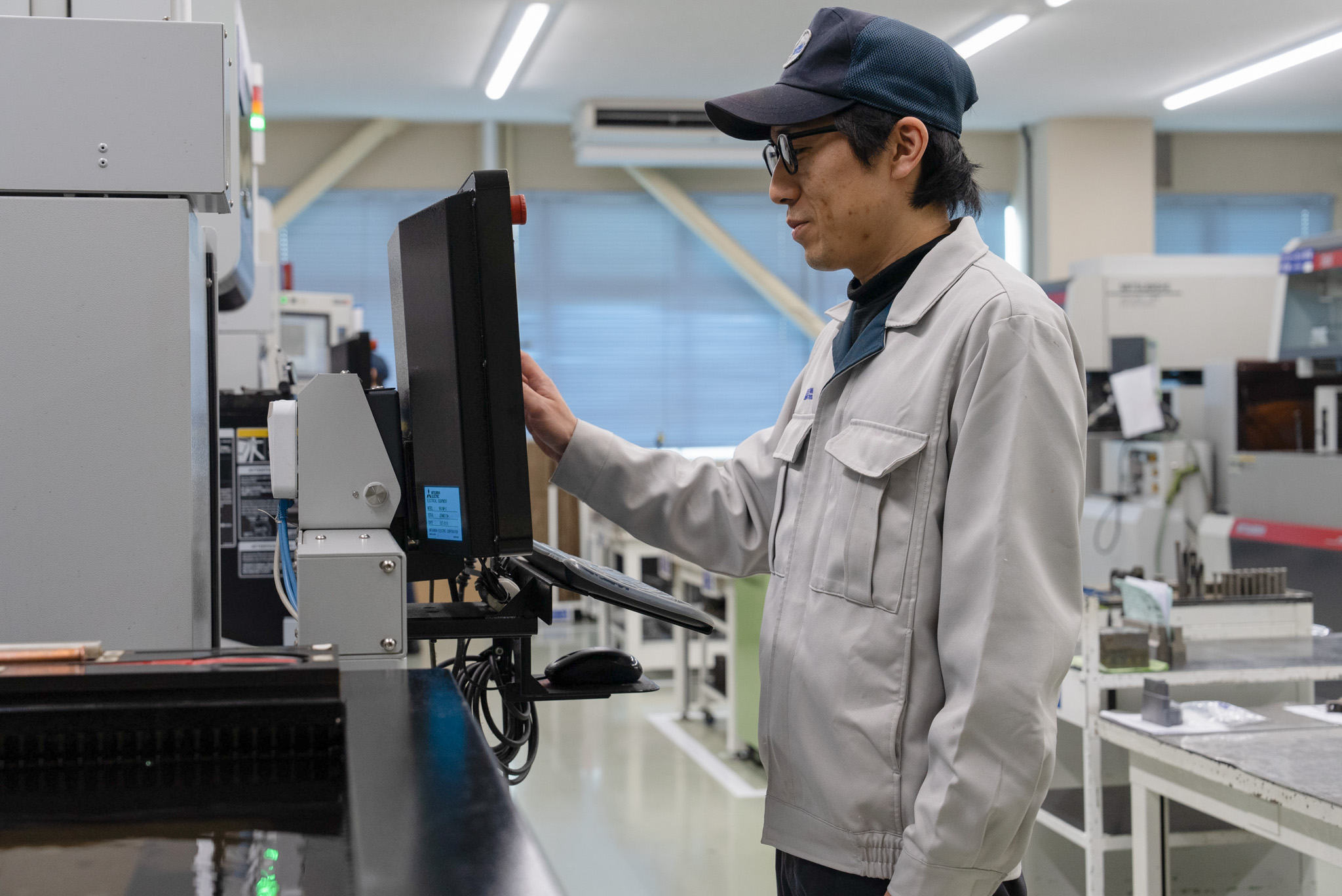 モノづくりの原点である商品を設計・製造・販売しています