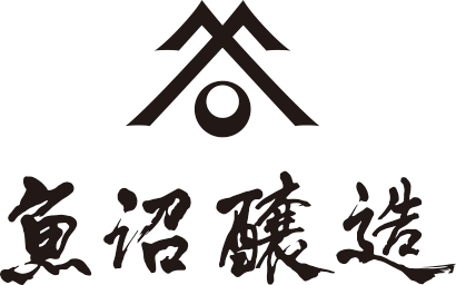魚沼醸造株式会社のロゴ
