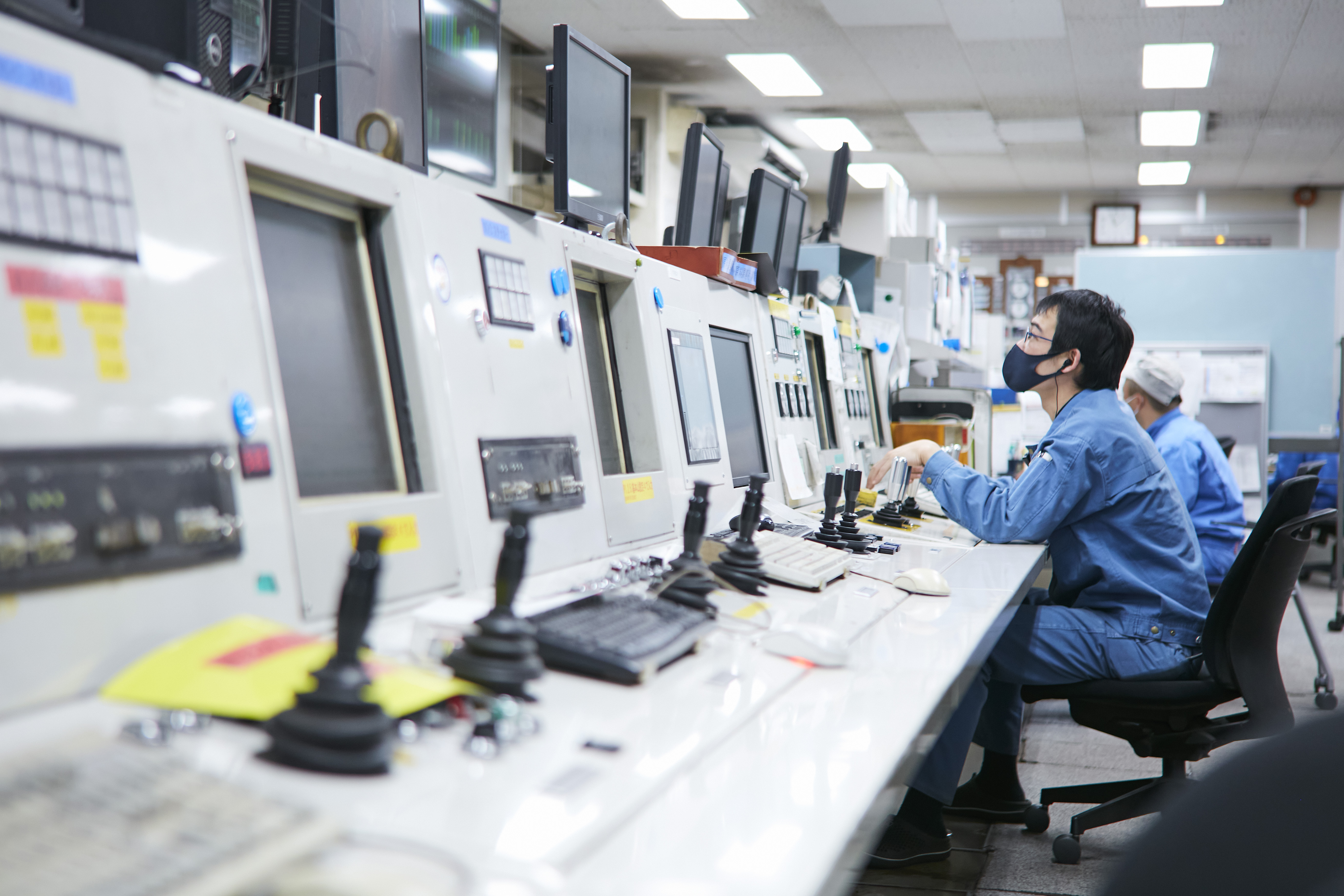 関西熱化学株式会社