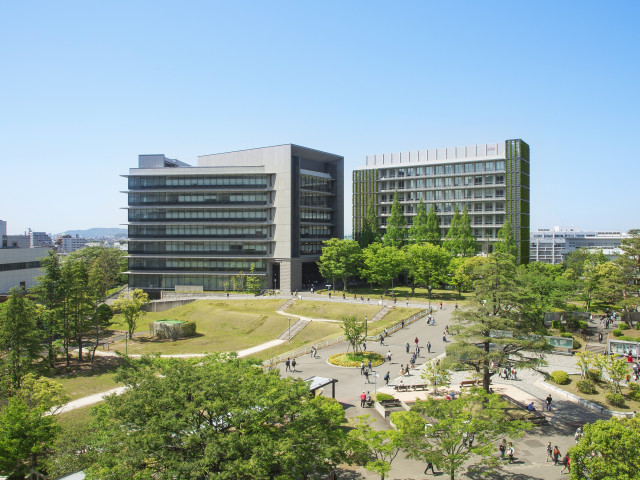 福岡大学