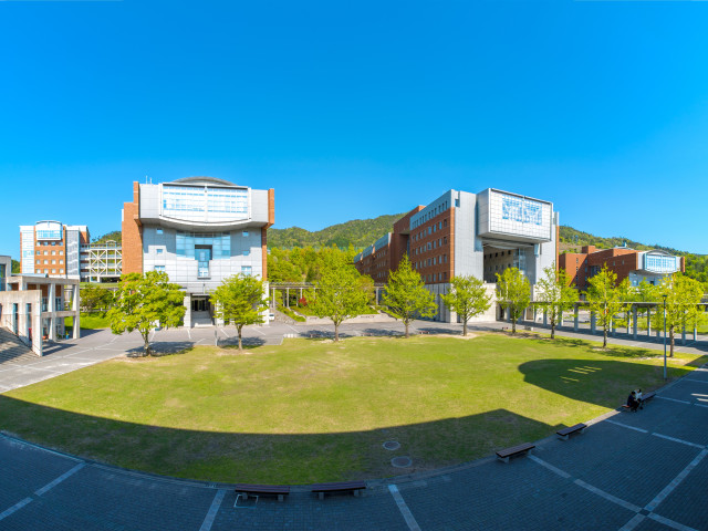 広島市立大学