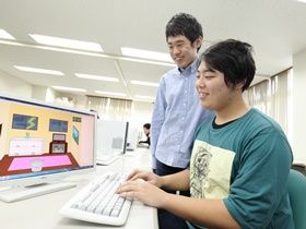 情報処理学科 ゲームプログラマーコース 夢をプログラミング　ゲーマーをトリコに！
