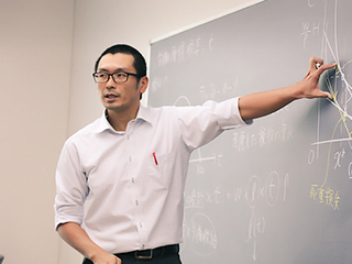 学部・学科・コース情報