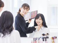 メイクアップ専攻学部・学科・コース情報