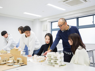 大阪工業技術専門学校