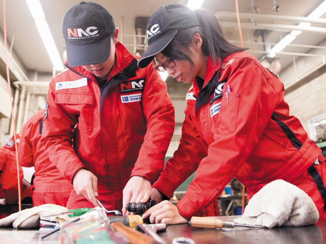 自動車工学科 道は１つじゃない！学びながら自分の未来を決められる！