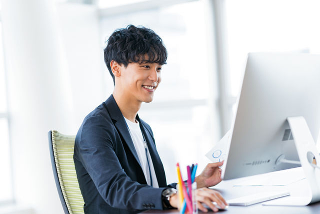 AIプログラミング＆CGクリエイター科 2年次にはAIプログラミングコース・CGクリエイターコースの2つのコースから選択できます。