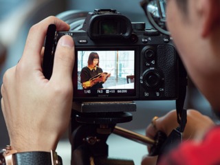 【写真学科】「一眼レフ撮影」「フォトデザイン」「動画撮影」フォトグラファーのお仕事体験!の画像