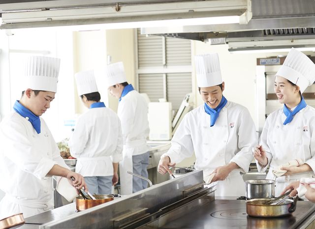 愛知調理専門学校