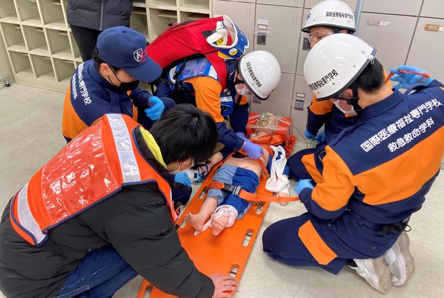 救急救命学科 (救急救命士/消防官) 誰よりも熱く､誰よりも冷静な者｡