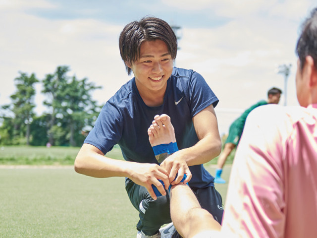 スポーツトレーナー科 アスレティックトレーナーコース アスリートの競技復帰からコンディショニングの管理までマスターした、スペシャリストを目指す。