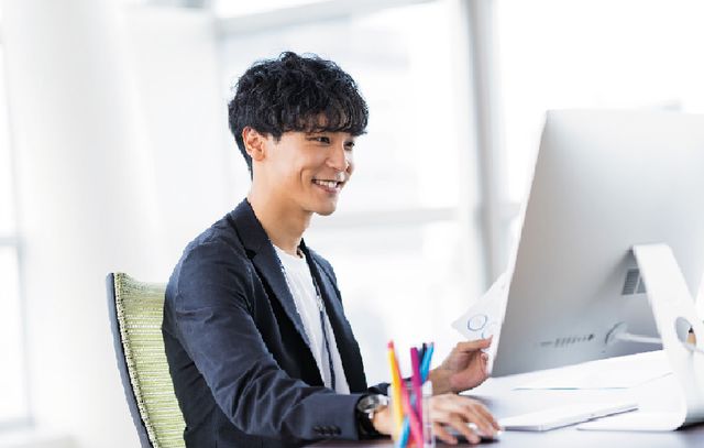 AIプログラミング＆CGクリエイター科 2年次にはAIプログラミングコース・CGクリエイターコースの2つのコースから選択できます。