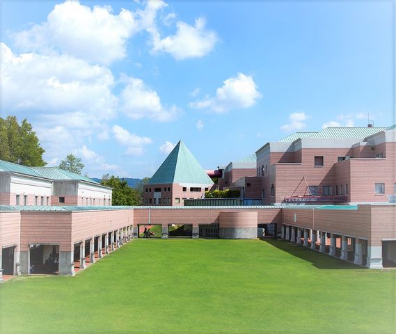 大阪芸術大学短期大学部