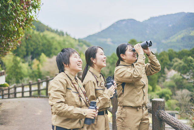 エコ・テクノロジー科【4年制】 野生動物＆自然環境クリエーター専攻 野生動物保護や環境保全、アウトドアまで幅広く学び、持続可能な社会づくりに貢献できる人材を目指します