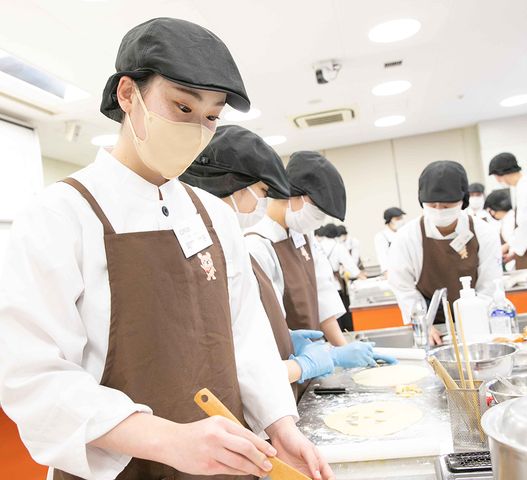 看護栄養学部 栄養学科 食を通してさまざまな分野で活躍する人材を育成
