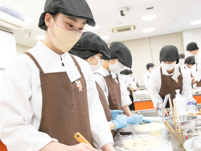 看護栄養学部 栄養学科 食を通してさまざまな分野で活躍する人材を育成
