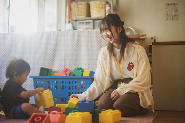 保育創造学科 体験教育のために7つの系列施設と協働。子どもと身近に接することができる環境。