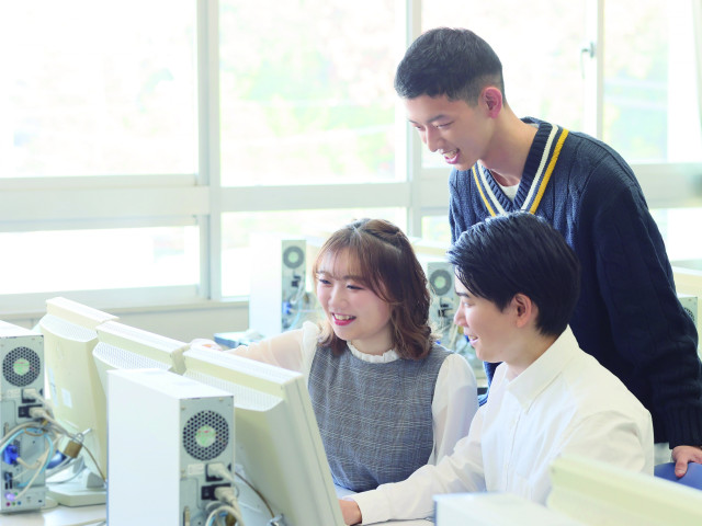 名古屋経営短期大学