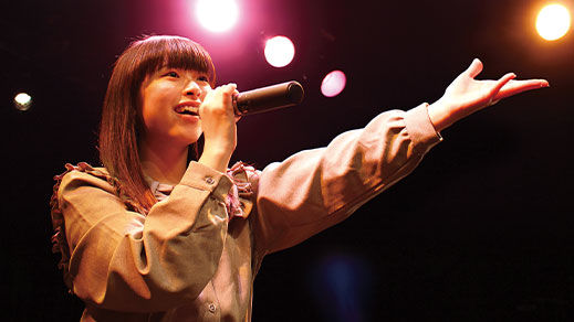 声優学科 アニソン専攻 「声優と歌手どちらも目指したい」方にピッタリのアニソン専攻！