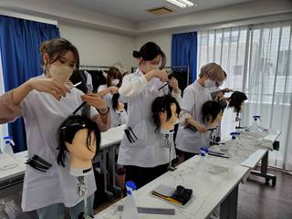  マリールイズ美容専門学校からのニュース画像[9460]