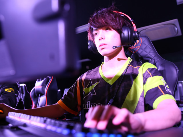 e-sports＆ゲームCG科 e-sports＆ゲームCG科