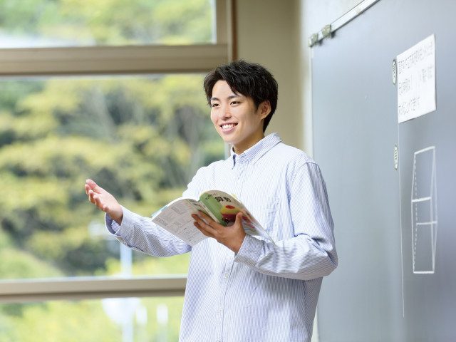 文学部 児童教育学科 児童教育コース 児童教育のプロとしての指導力と多様な分野で求められる人間性を総合的に育む