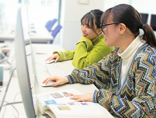 総合デザイン学科 グラフィック web フォト専攻 実習が9割！「人に伝える」視覚表現を学ぶ