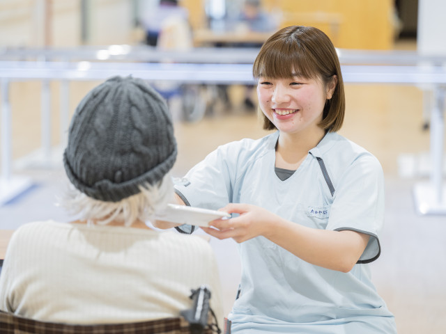 介護福祉科 心も身体も支えて幸せな未来をつくる「介護福祉士」を育てます！