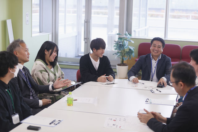 情報・マネジメント学科 経営マネジメントコース 経営、ICT、DXに精通した人材を育成します！