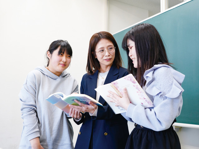 人間学部 ゲーム・アニメ・ポピュラー音楽・心理学・歴史・文学・英語・小学校・中学校・高校・保育士・幼稚園など