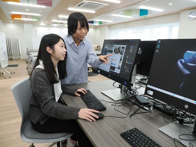 情報処理科 ITマーケティング専攻 ３つのスキルを身につけてI T マーケティング・ビジネスの世界へ！
