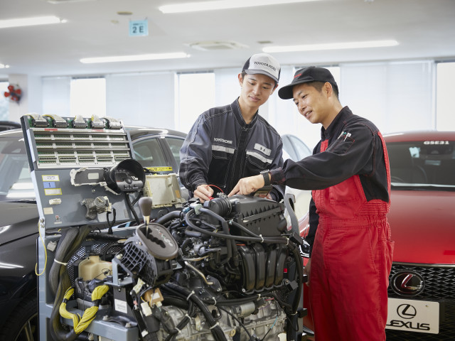 高度自動車科 進化し続けるクルマの未来を支える人材へ！