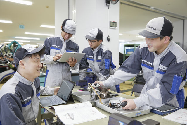 自動車整備科 ２年間で憧れの業界へ。最短で夢の自動車整備士に！