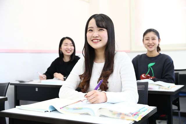 医療事務科 医療事務知識のみならず簿記知識、秘書知識、高いパソコン操作能力なども習得できるカリキュラムで病院就職を目指す