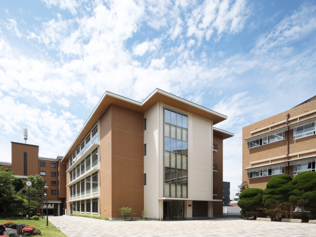 花園大学