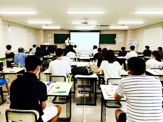 高校1.2年生限定OCの画像