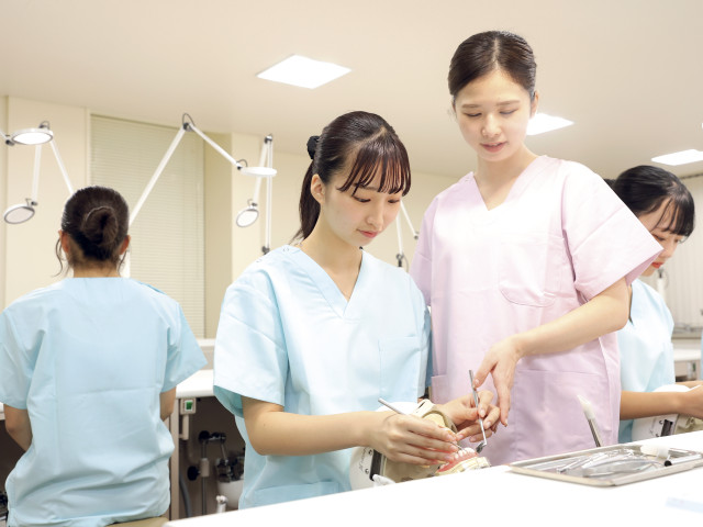 歯科衛生士科 歯の健康づくりを通じて日々を豊かにする歯科衛生士に。
