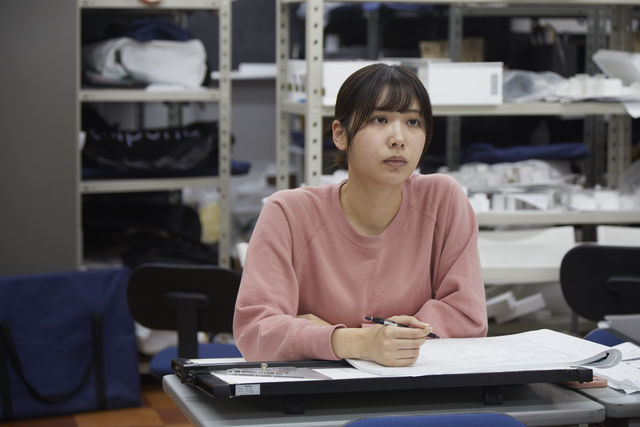 インテリア工学 凝縮したカリキュラムでインテリアと建築の知識をもつインテリアデザイナーを育成する。